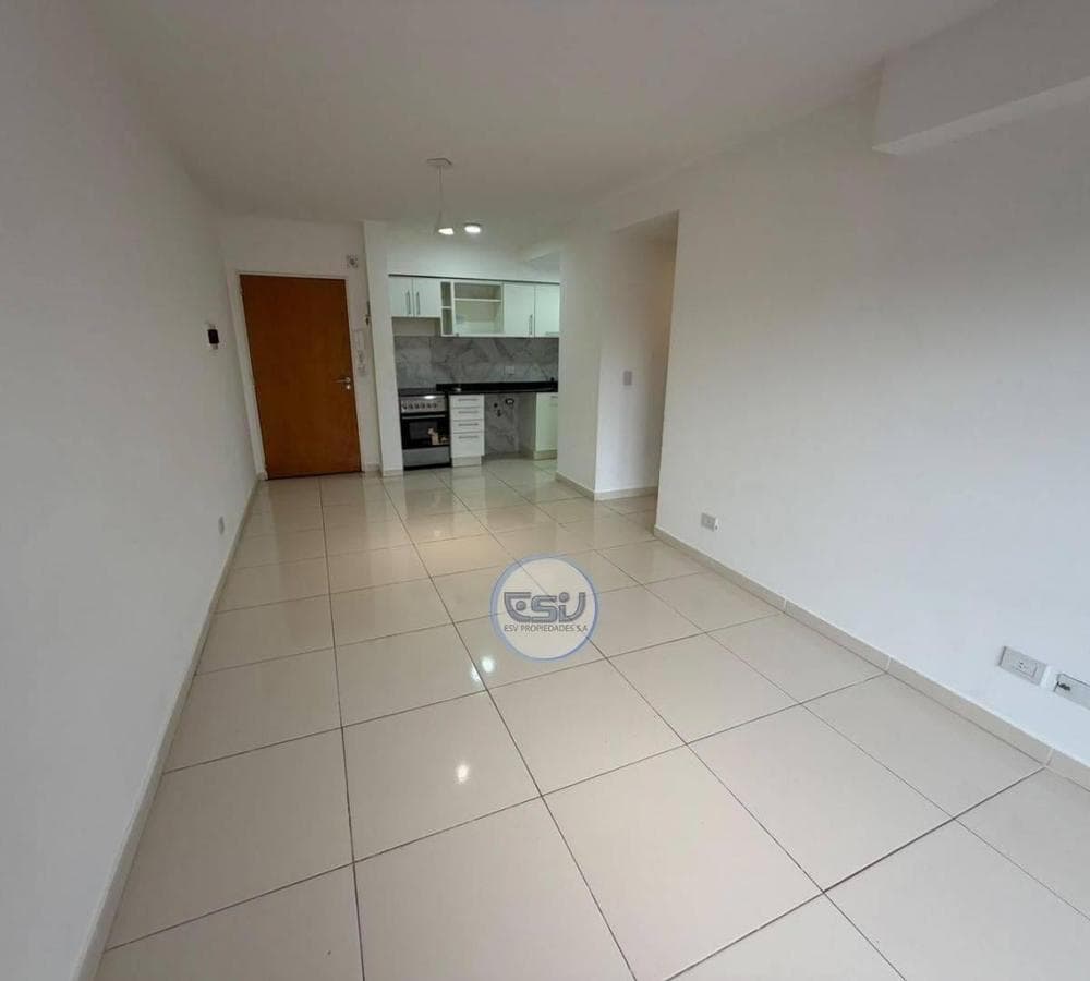 2-ROOM APARTMENT FOR RENT IN FLORESTA
