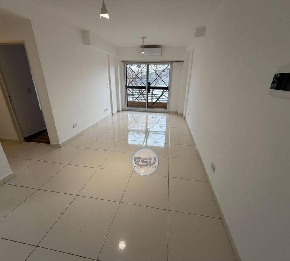 2-ROOM APARTMENT FOR RENT IN FLORESTA