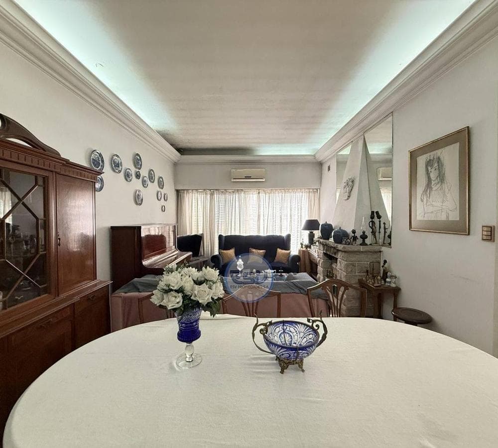 6-ROOM GARDEN HOUSE FOR SALE IN LOMAS ON ITS OWN LOT