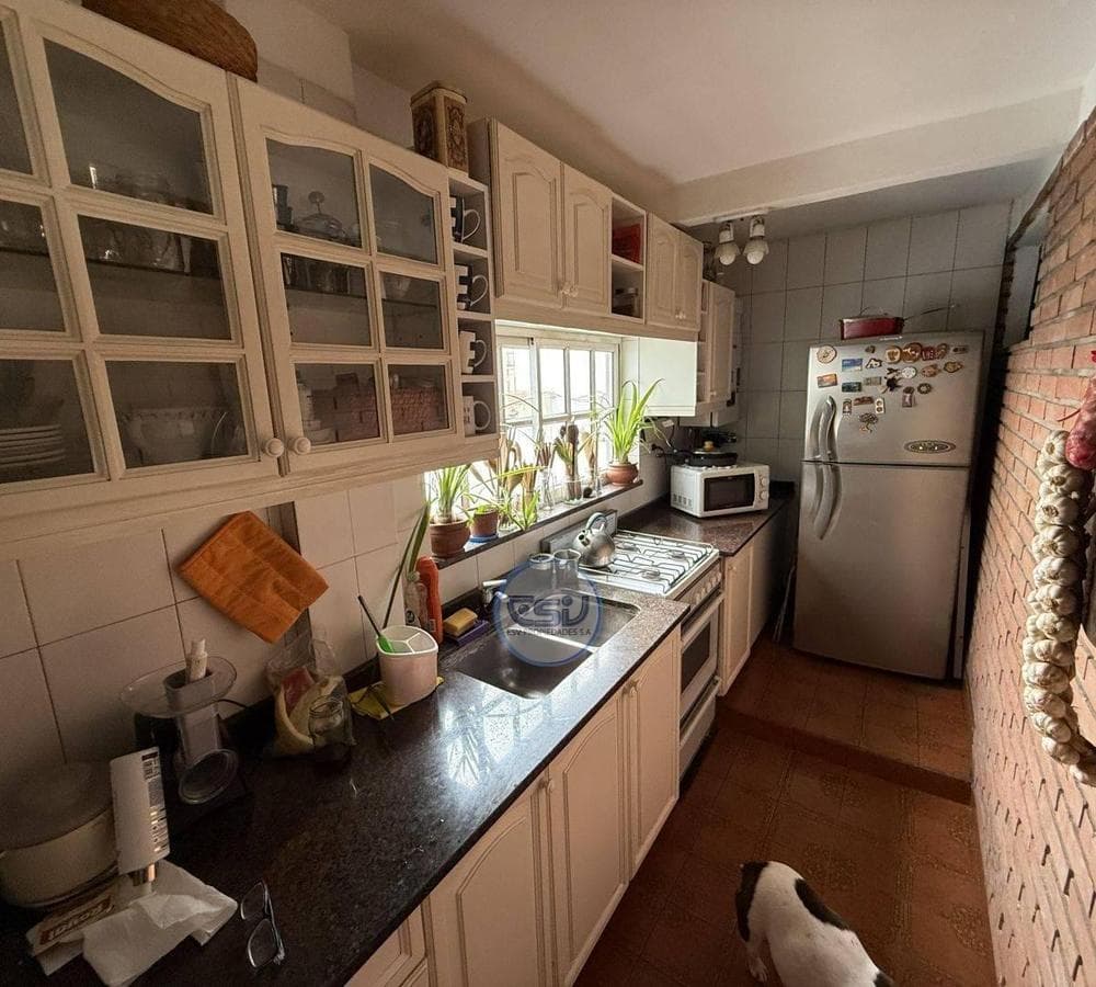 FOR SALE: 2-ROOM APARTMENT IN FLORESTA BALCON