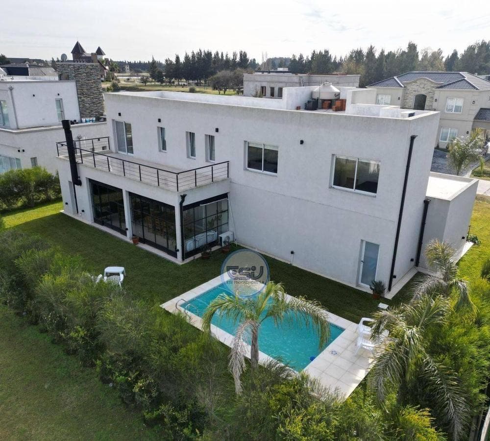 5-ROOM HOUSE FOR SALE IN PRINCIPADO, CIUDAD NAUTICA