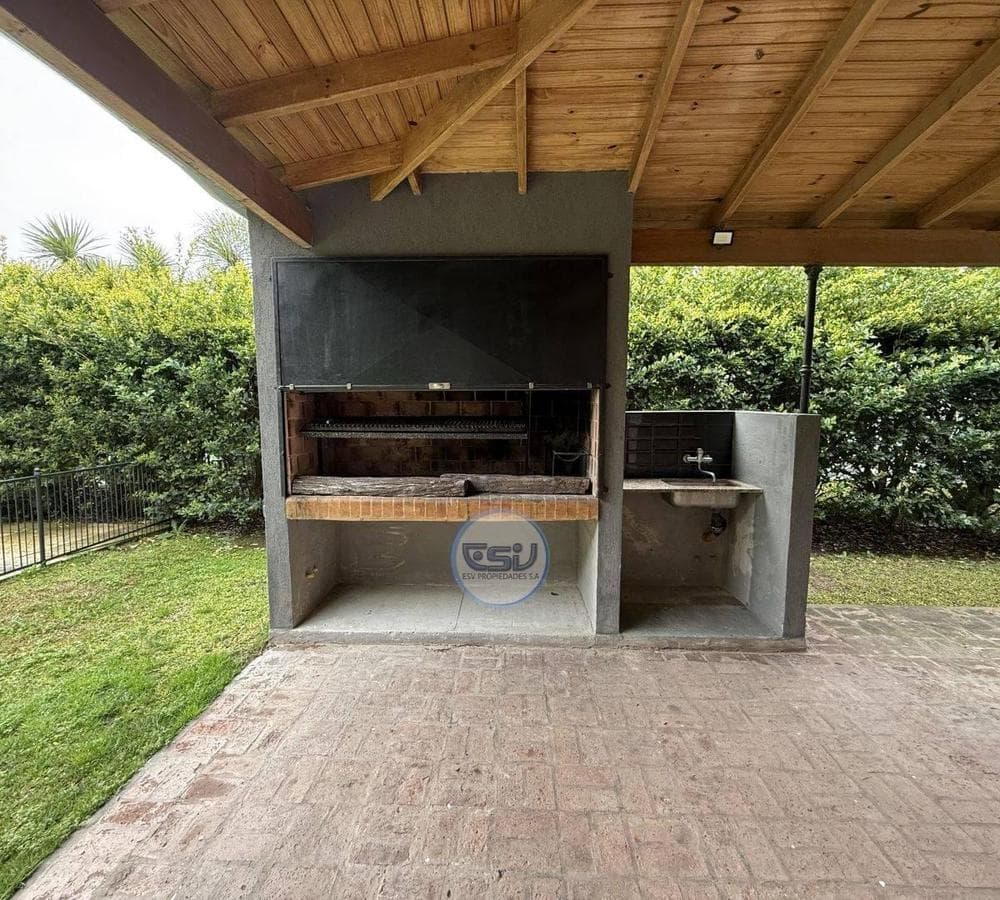 For Sale: House in El Lauquen, Canning, 3 bedrooms with pool