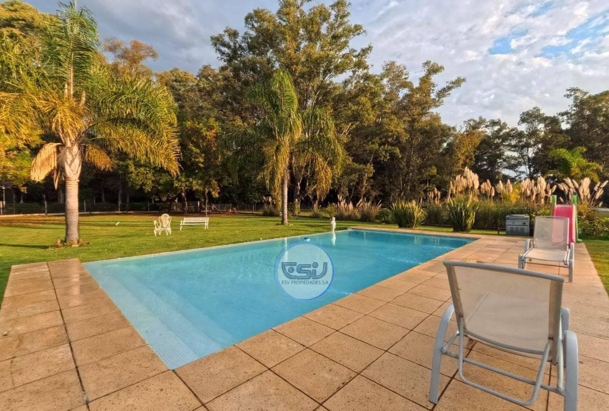 4-ROOM HOUSE FOR SALE IN FINCAS DE SAN VICENTE CHACRAS