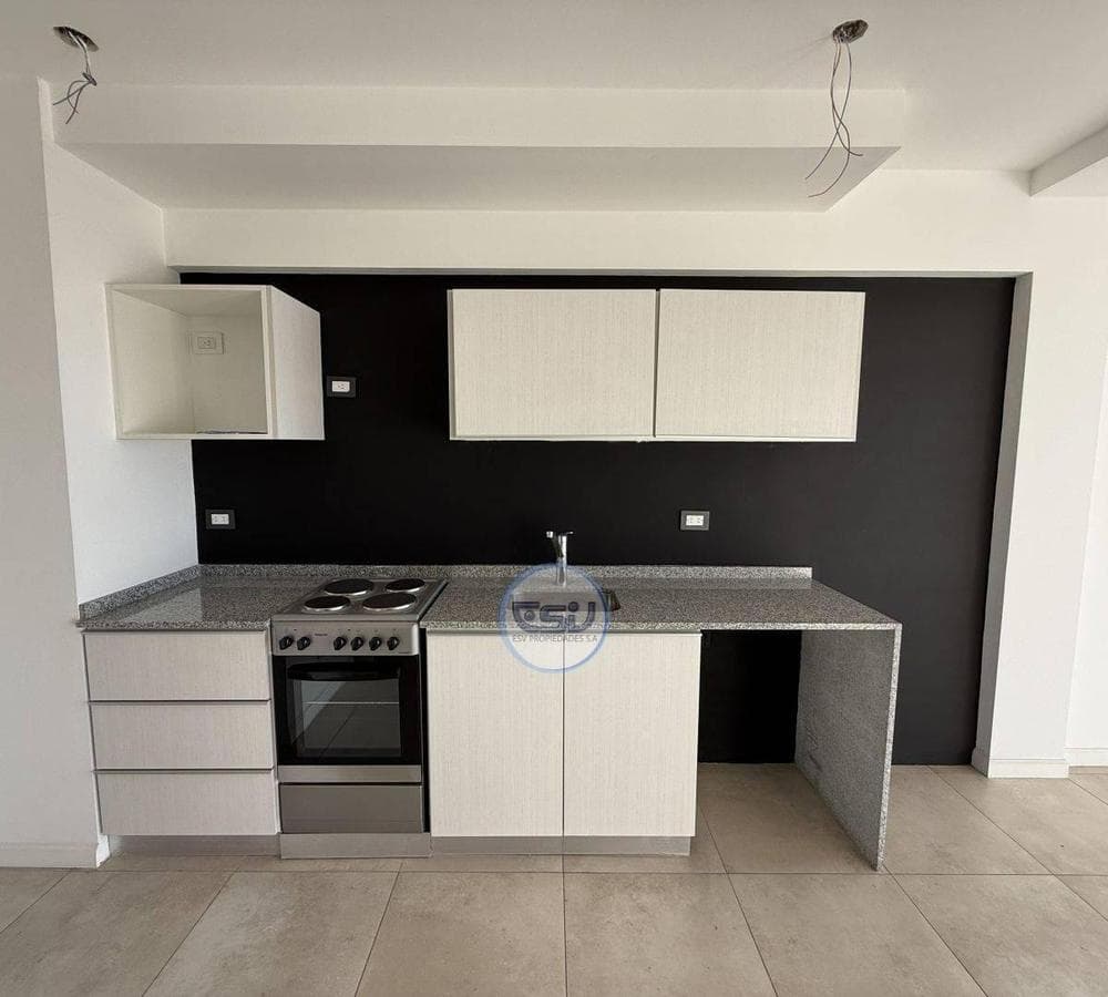 BRAND-NEW 2-ROOM APARTMENT FOR SALE WITH FRONT BALCONY IN VILLA LURO