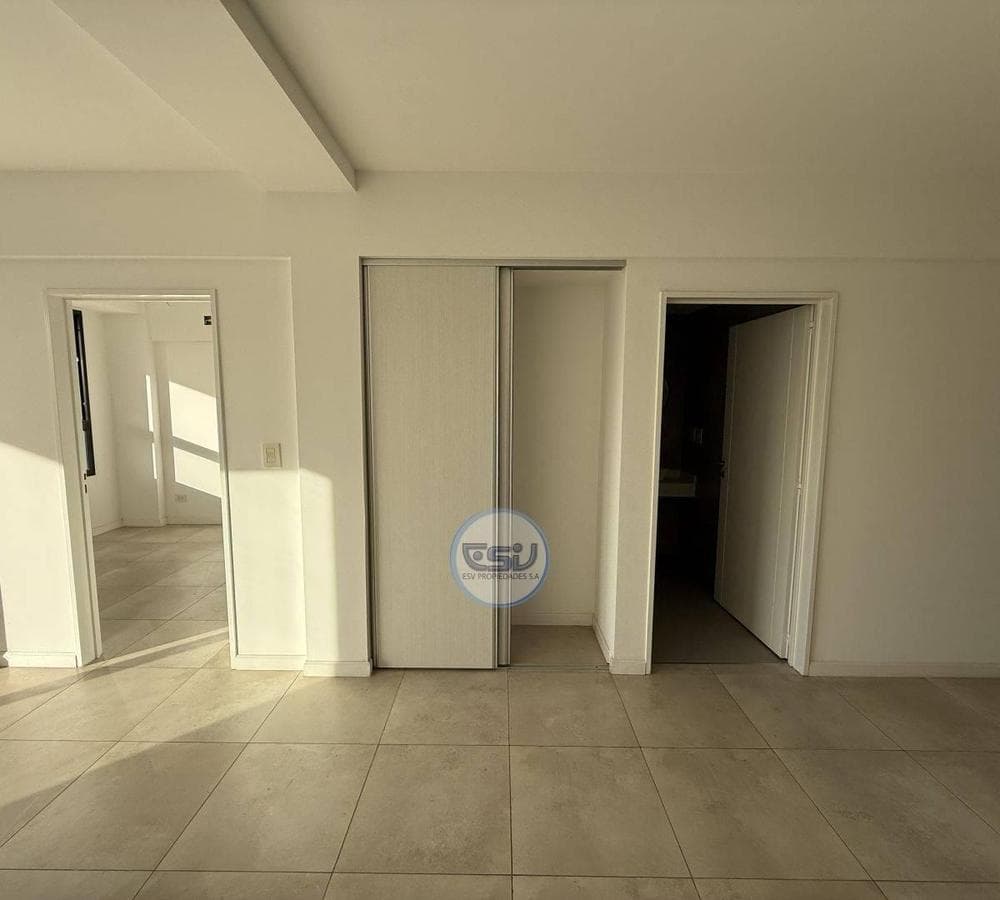 BRAND-NEW 2-ROOM APARTMENT FOR SALE WITH FRONT BALCONY IN VILLA LURO