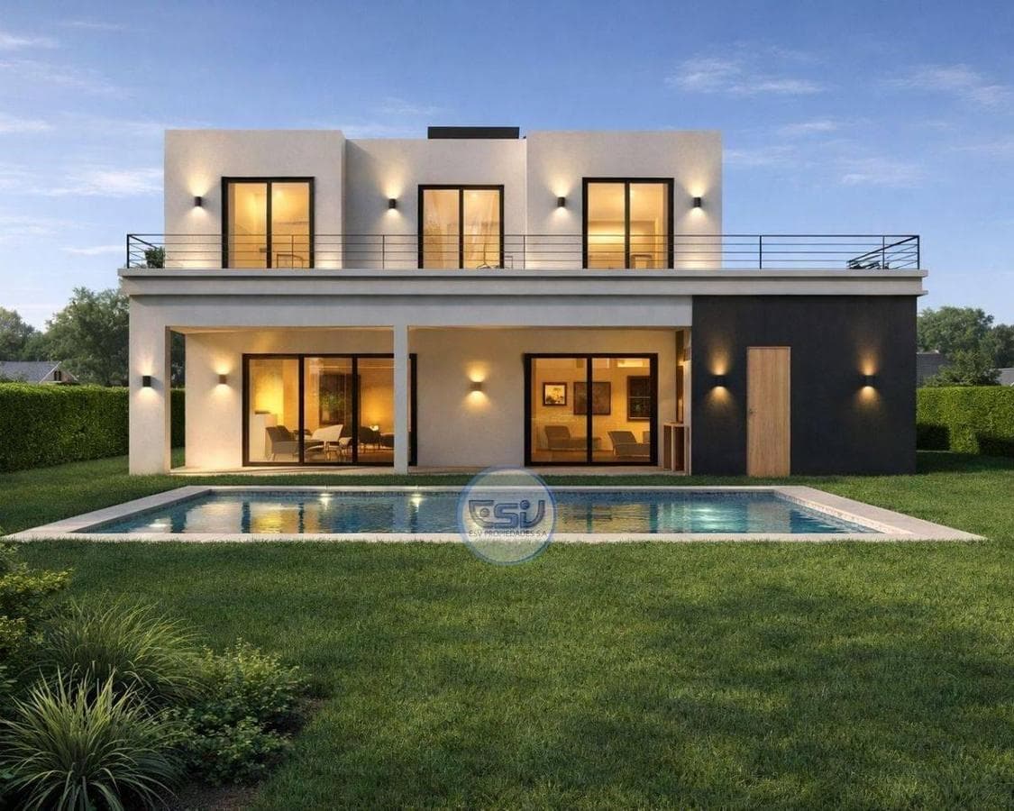 HOUSE FOR SALE IN PRINCIPADO, CIUDAD NAUTICA, ON THE WATERFRONT