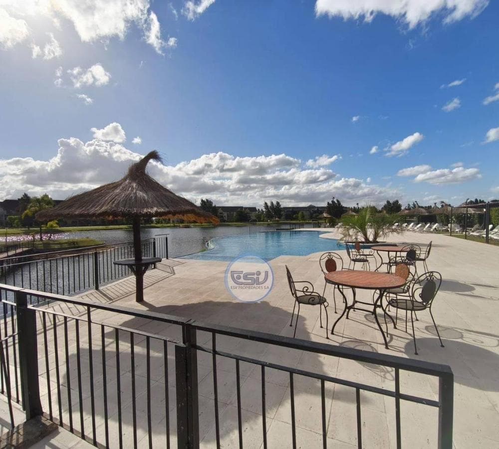 FOR SALE: 713 M2 WATERFRONT LOT, HIPICO PRINCIPADO, CIUDAD NAUTICA, CANNING