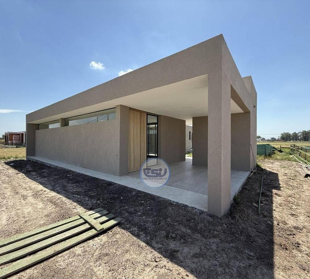 BRAND-NEW HOUSE FOR SALE IN FINCAS JOVEN, 4 ROOMS