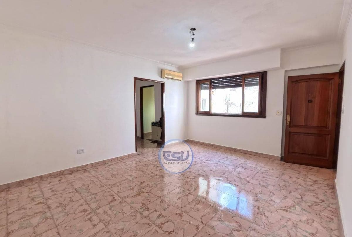 SPACIOUS 3-ROOM PH APARTMENT FOR SALE IN CABALLITO