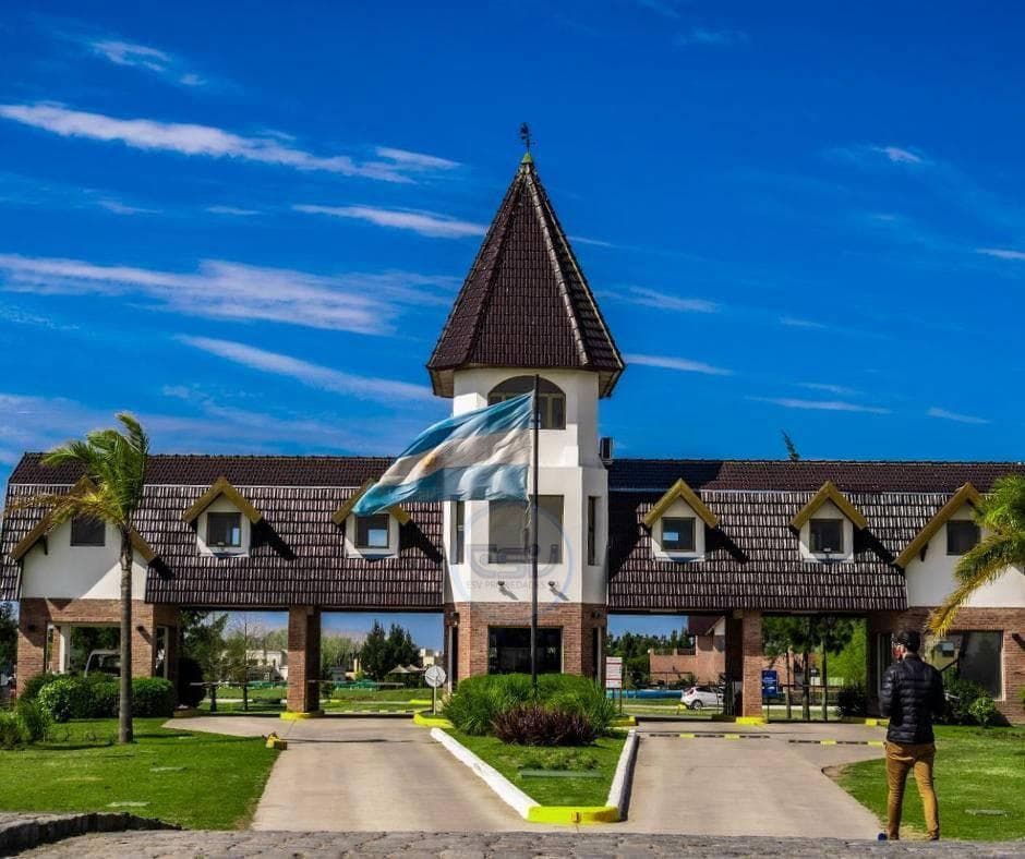 FOR SALE: 613.69 m² LOT, HIPICO PRINCIPADO, CIUDAD NAUTICA, CANNING