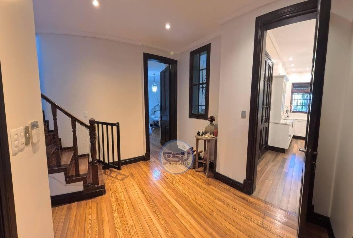TOP-OF-THE-LINE HOME FOR SALE IN ADROGUE