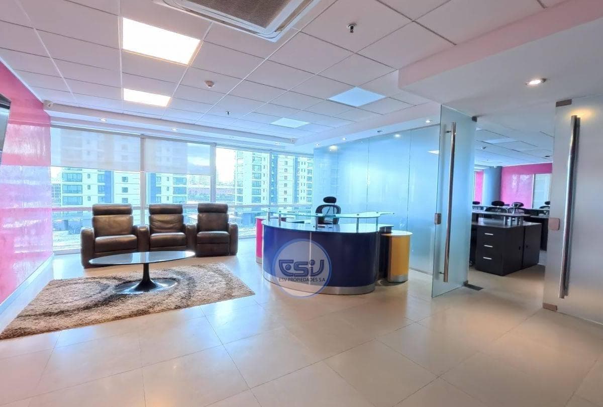 OFFICE SPACE FOR RENT IN PUERTO MADERO WITH PARKING SPACES AT WTC II