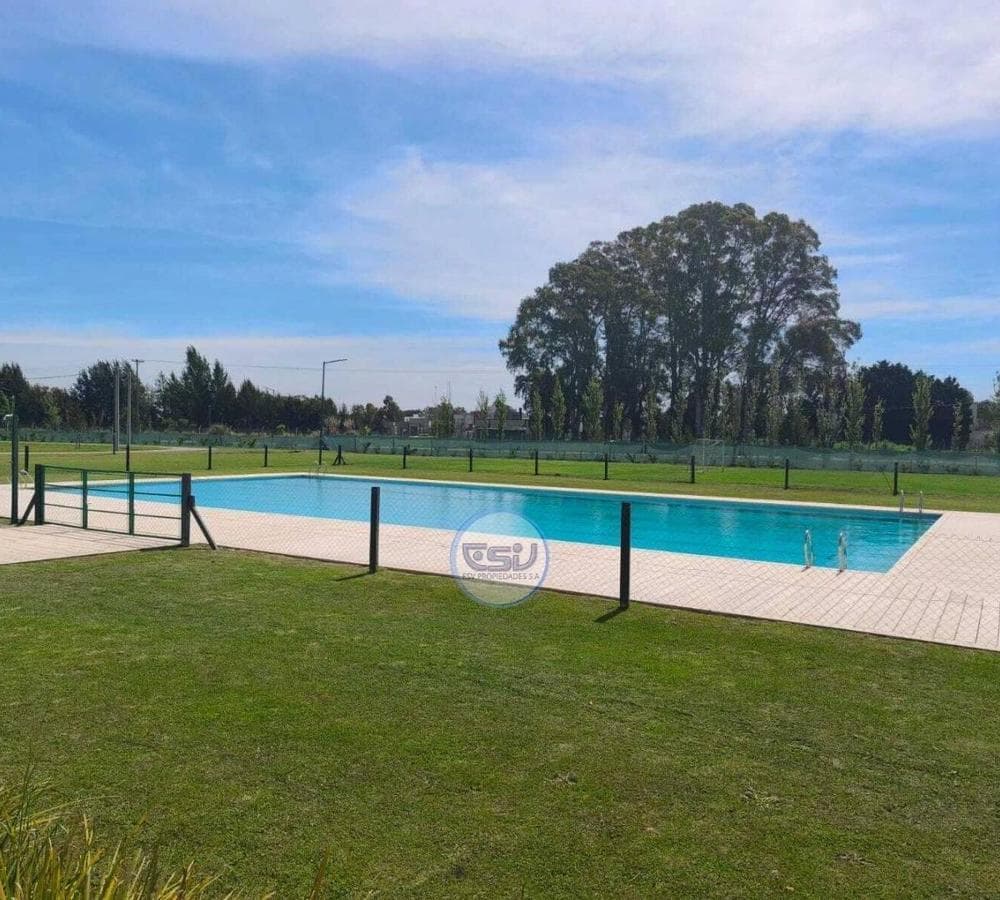 FOR SALE: 613 M2 LOT IN FINCAS JOVEN, SAN VICENTE