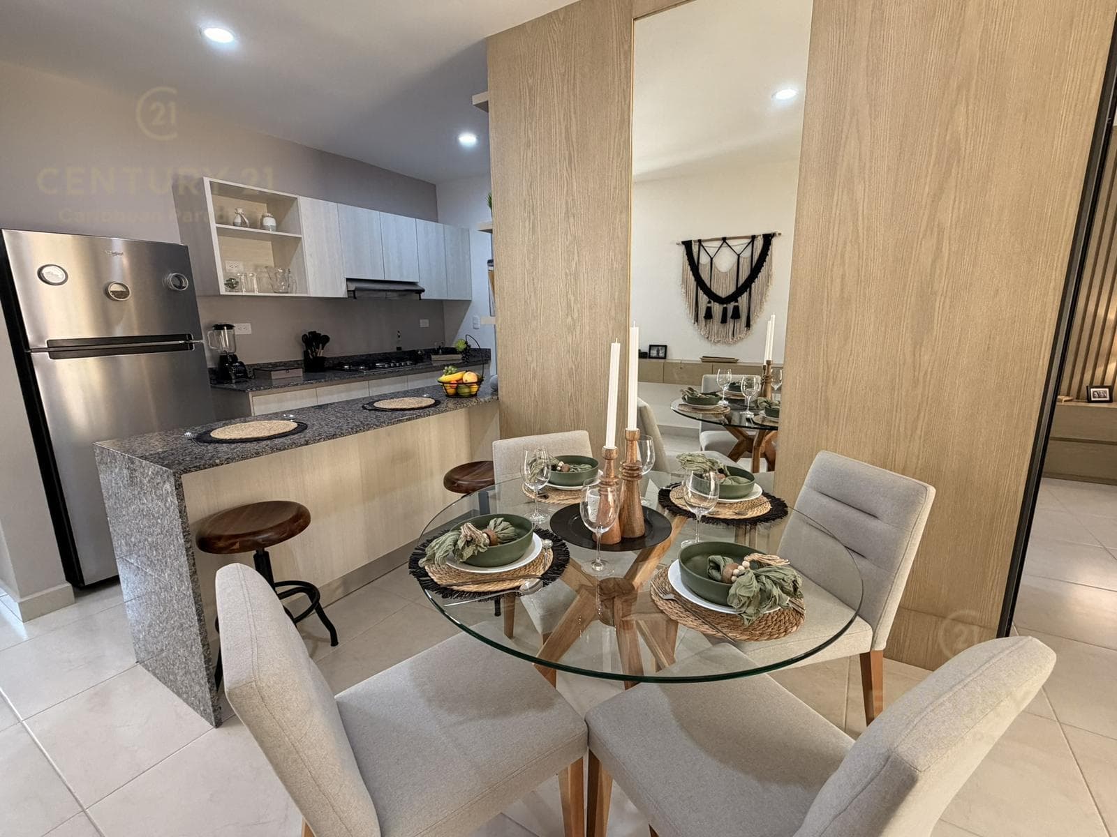 Apartment for Sale on Huayacan Ave., Available Immediately C4152