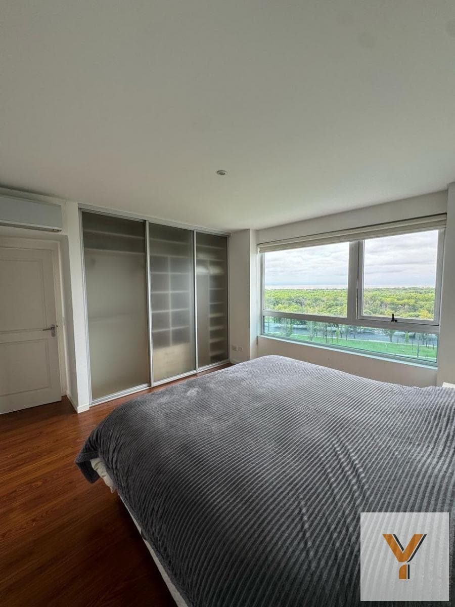 Short-Term Rental Apartment - 1 Bedroom, 1 Bathroom - 82 m² - Puerto Madero