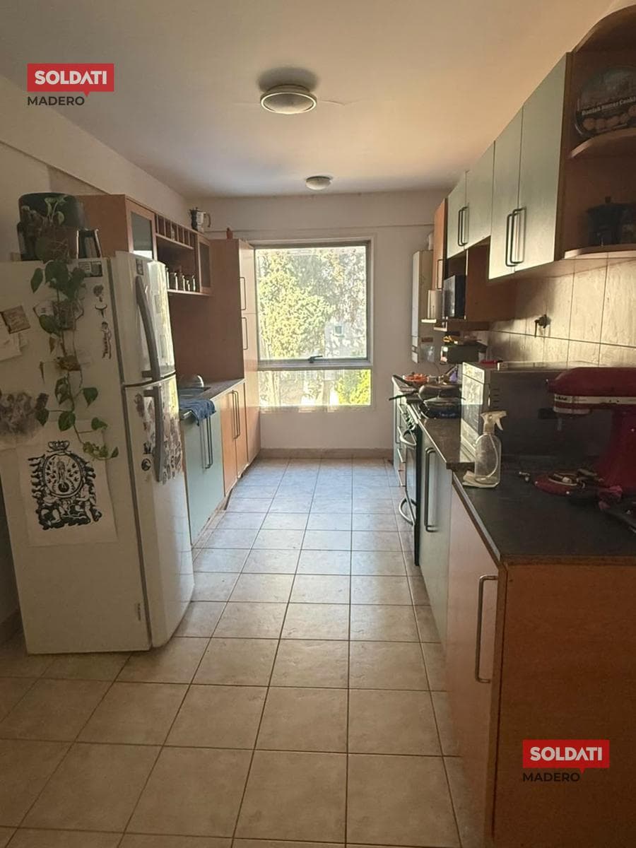 For Rent: 3-Room Apartment with 2 Full Bathrooms—Very Bright