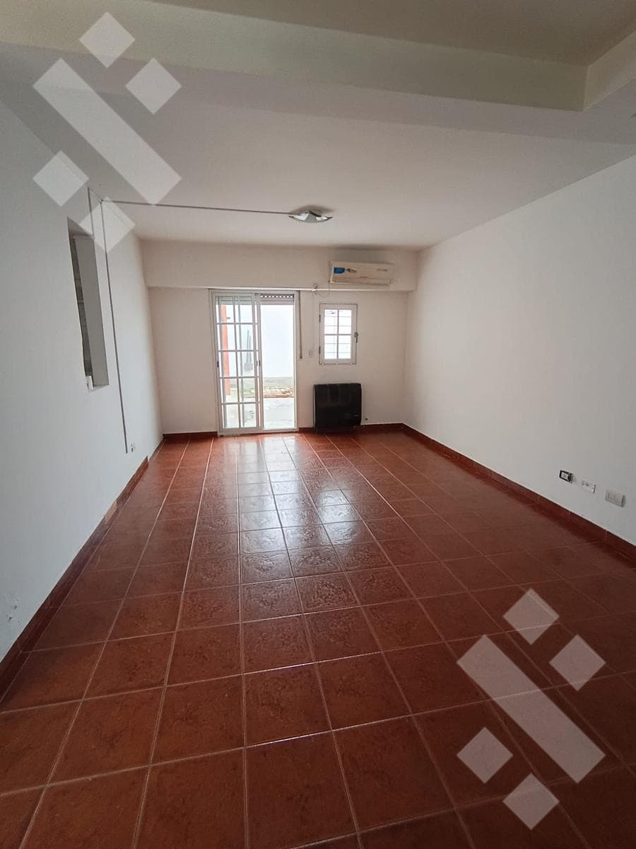 House in Santa Genoveva