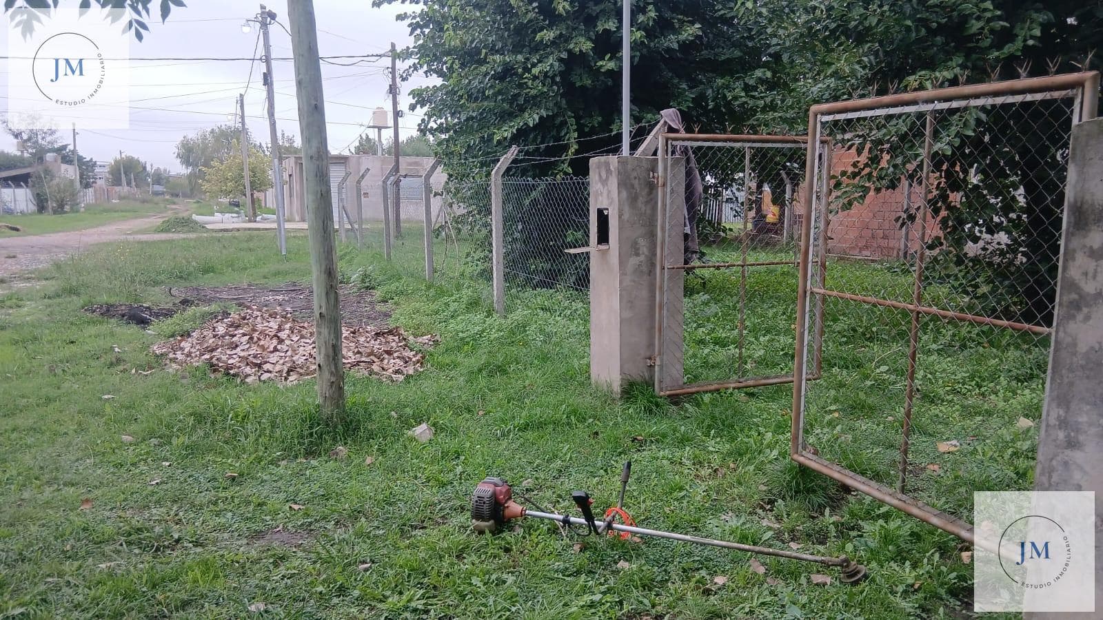 Land area: 328 m² (net)