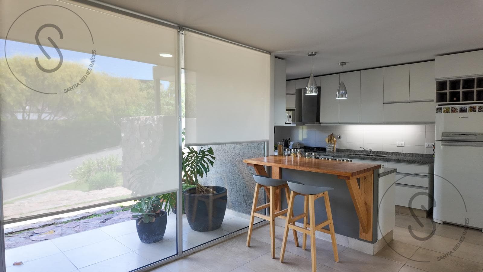 3-Bedroom House for Sale in Country La Cuesta with Pool