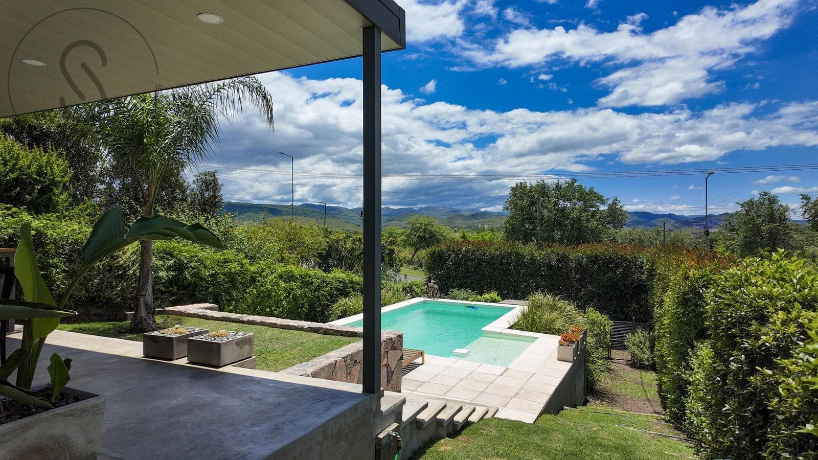 3-Bedroom House for Sale in Country La Cuesta with Pool