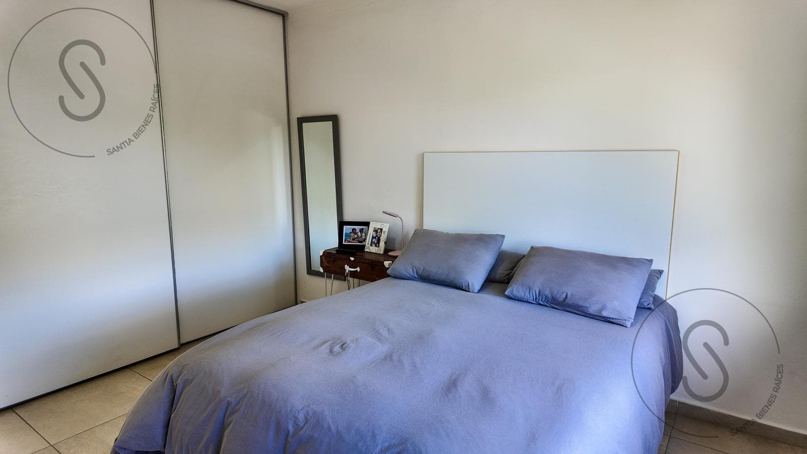 3-Bedroom House for Sale in Country La Cuesta with Pool