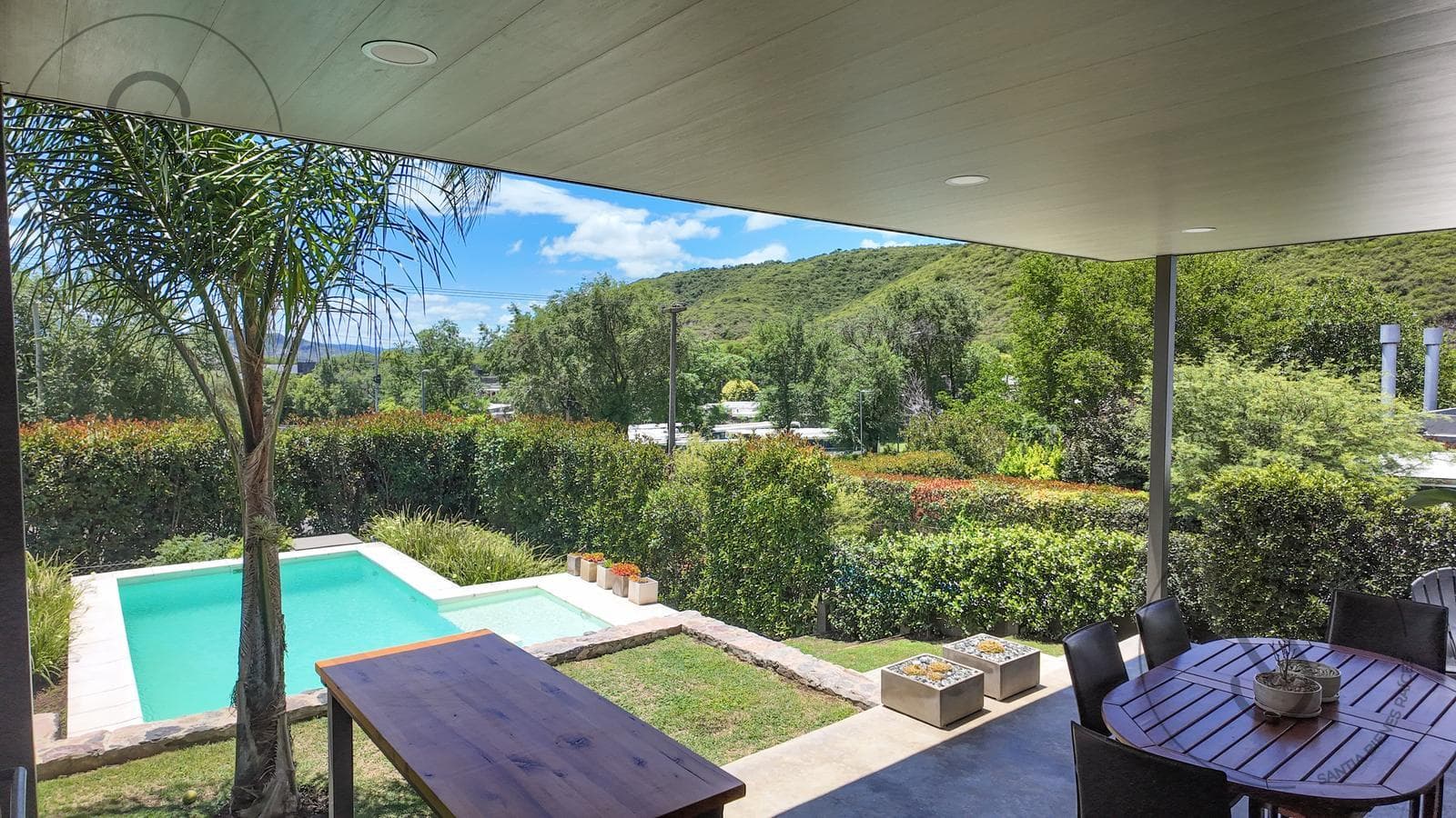 3-Bedroom House for Sale in Country La Cuesta with Pool