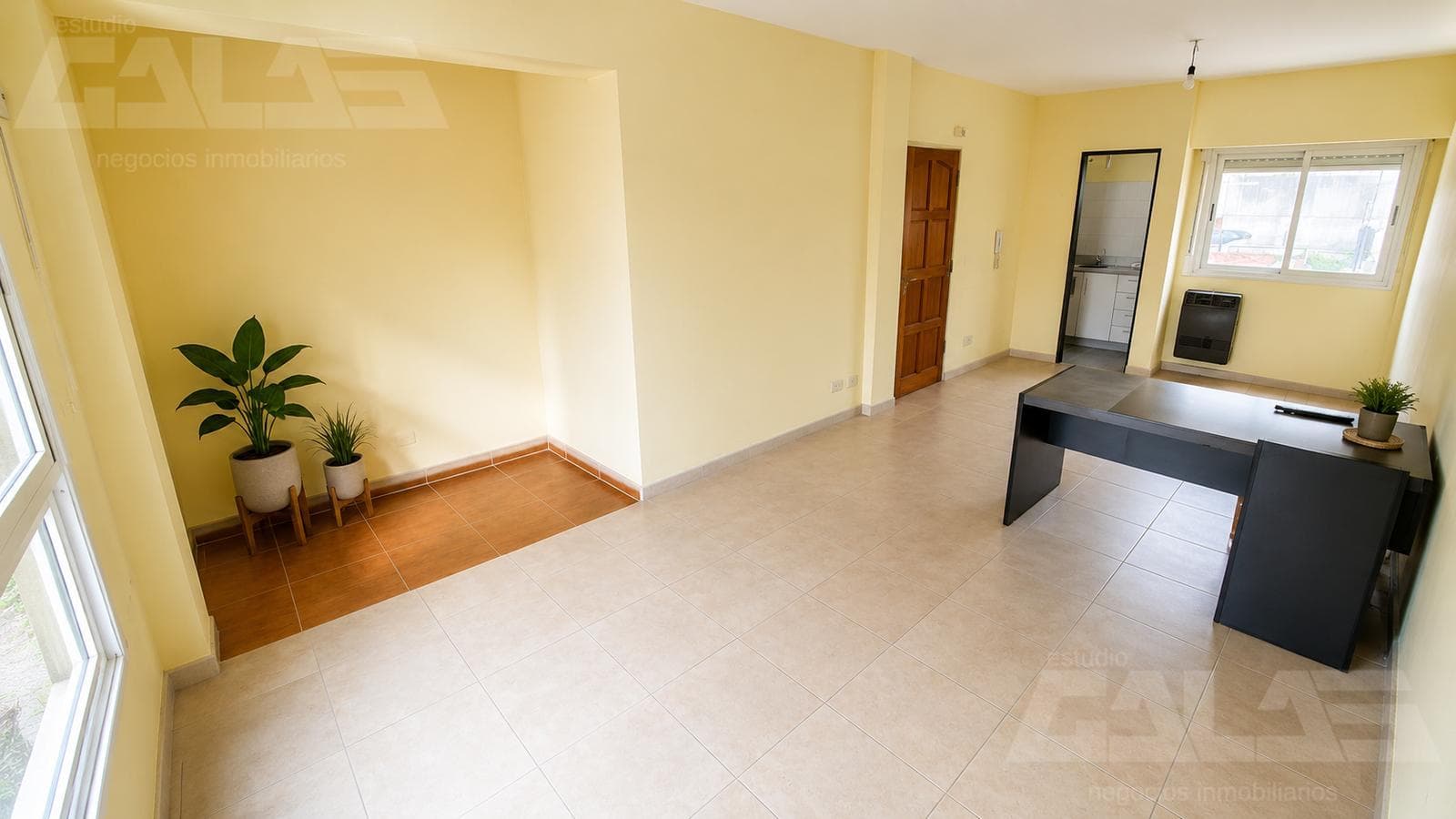 Studio Apartment for Sale – Ideal professional studio in the heart of Morón, one block from the courthouse