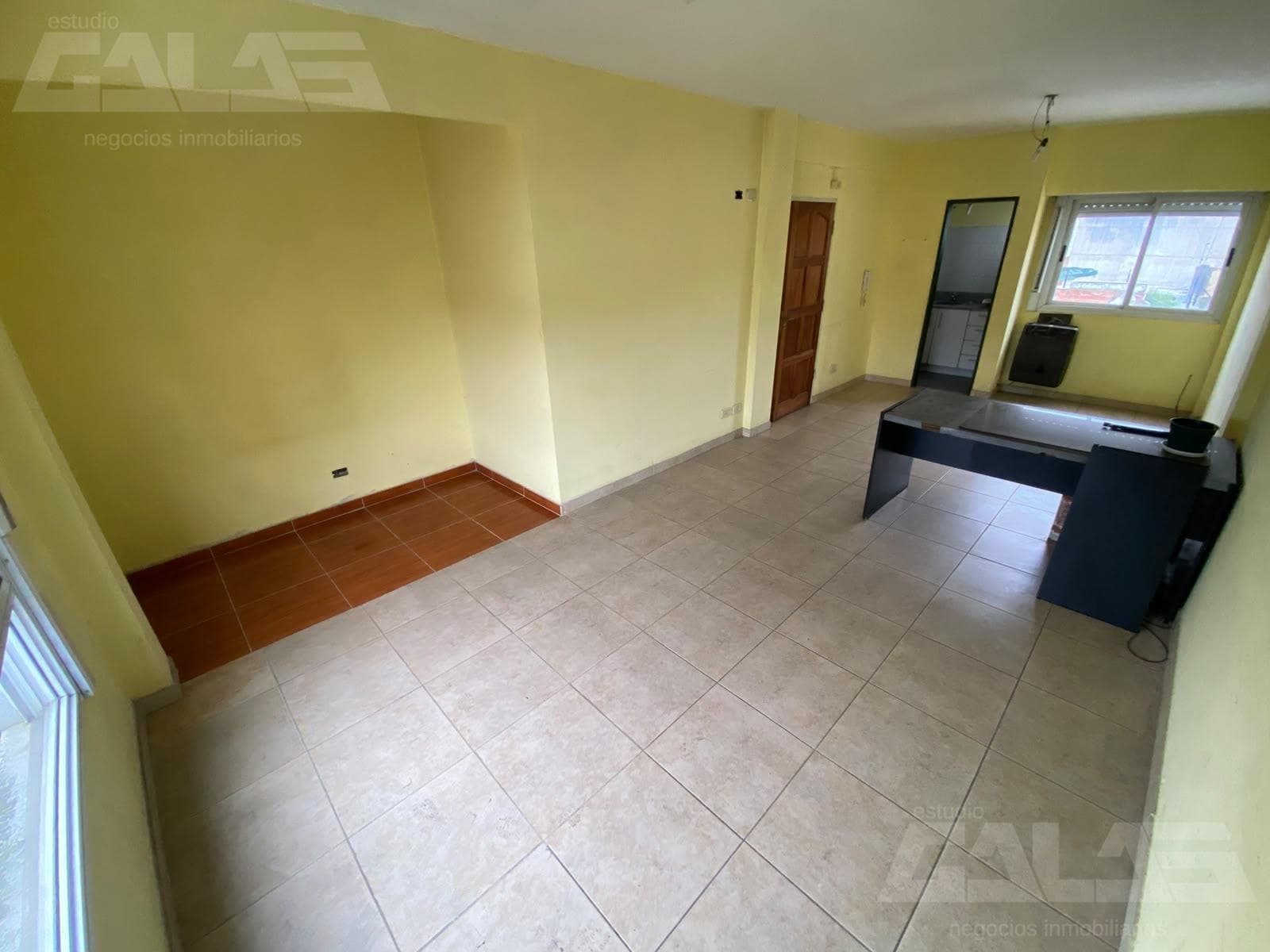 Studio Apartment for Sale – Ideal professional studio in the heart of Morón, one block from the courthouse