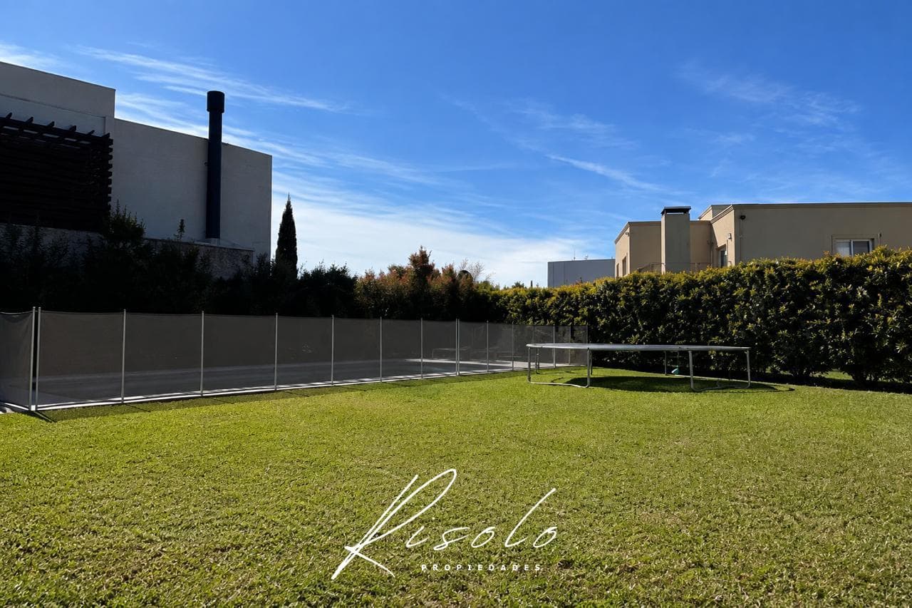 Exclusive Designer Home on a Central Lot in Ayres Plaza