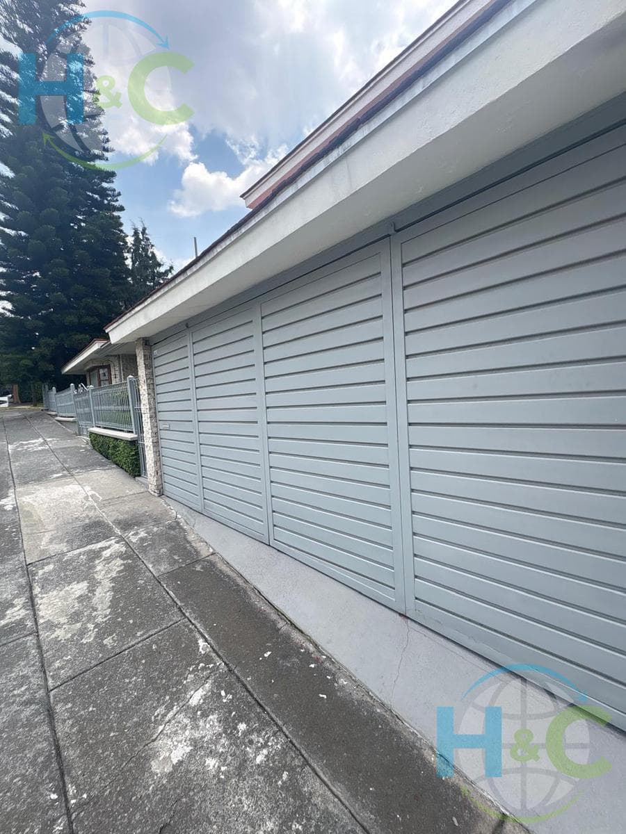 HOUSE FOR SALE IN CIUDAD SATELITE, NAUCALPA DE JUAREZ, STATE OF MEXICO