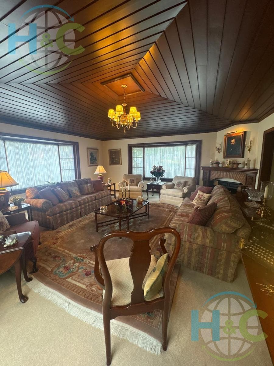 HOUSE FOR SALE IN CIUDAD SATELITE, NAUCALPA DE JUAREZ, STATE OF MEXICO