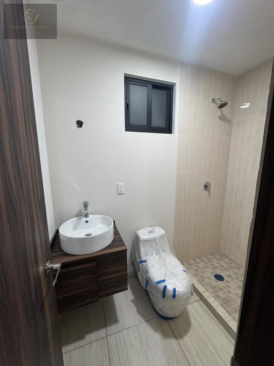 Apartment for Sale in Lago Valencia