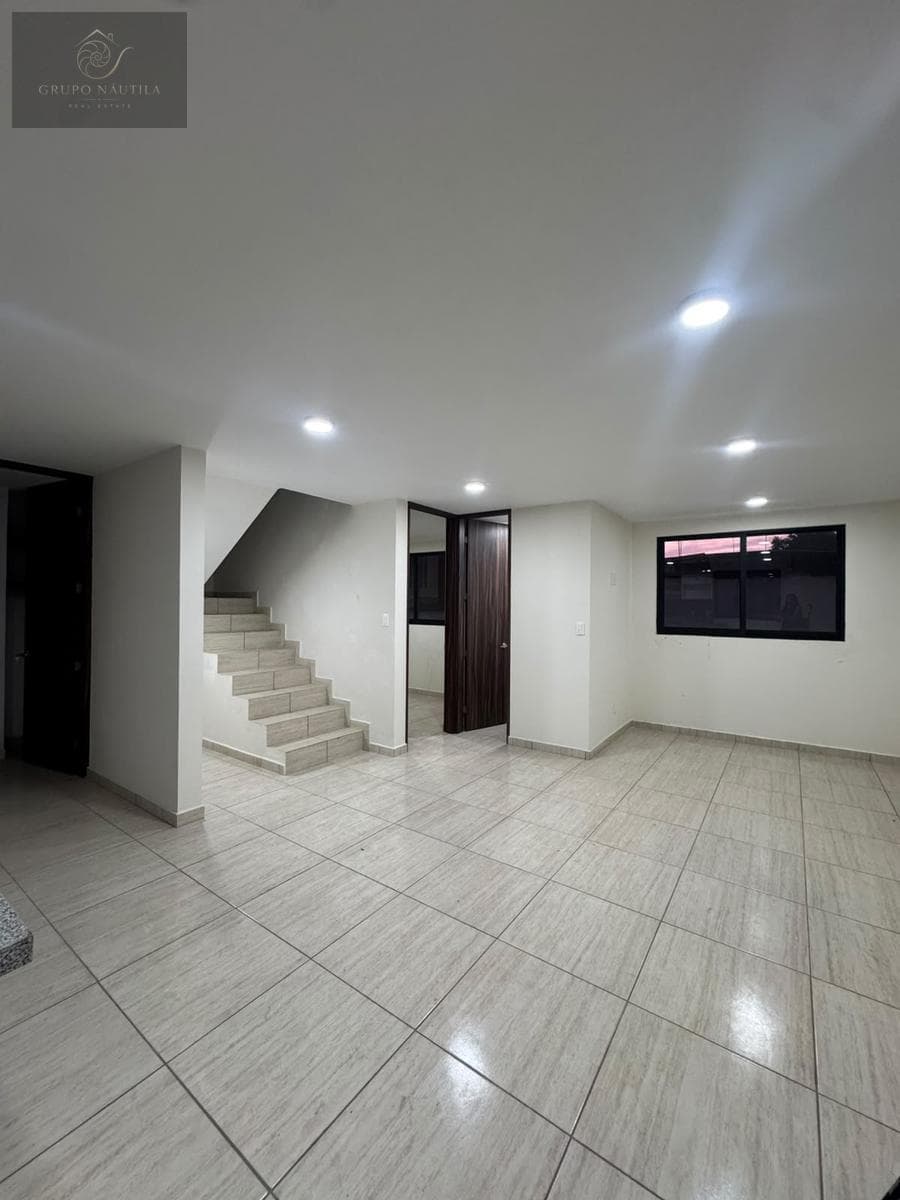 Apartment for Sale in Lago Valencia
