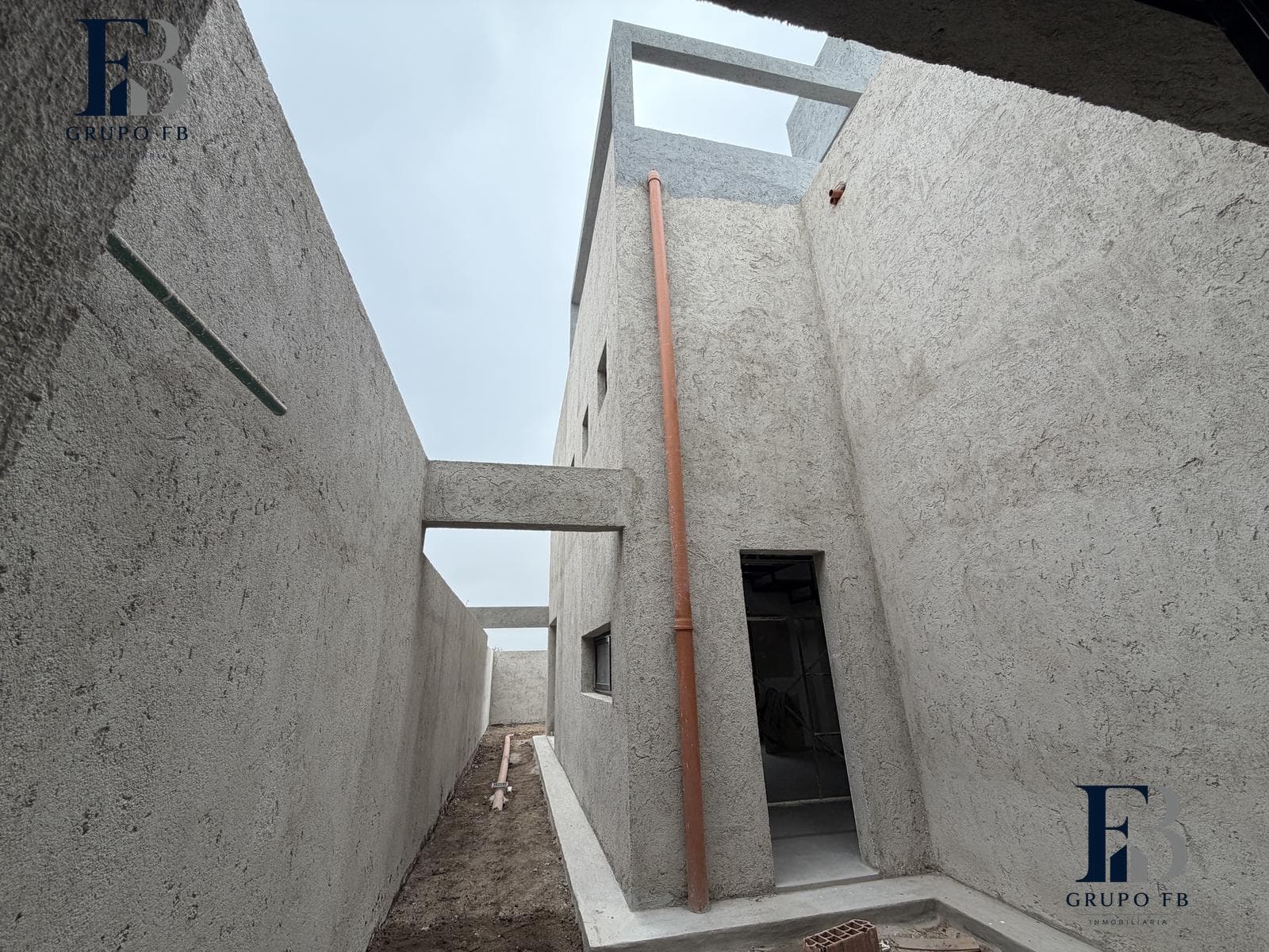 2-Bedroom Duplex - Campos de Manantiales