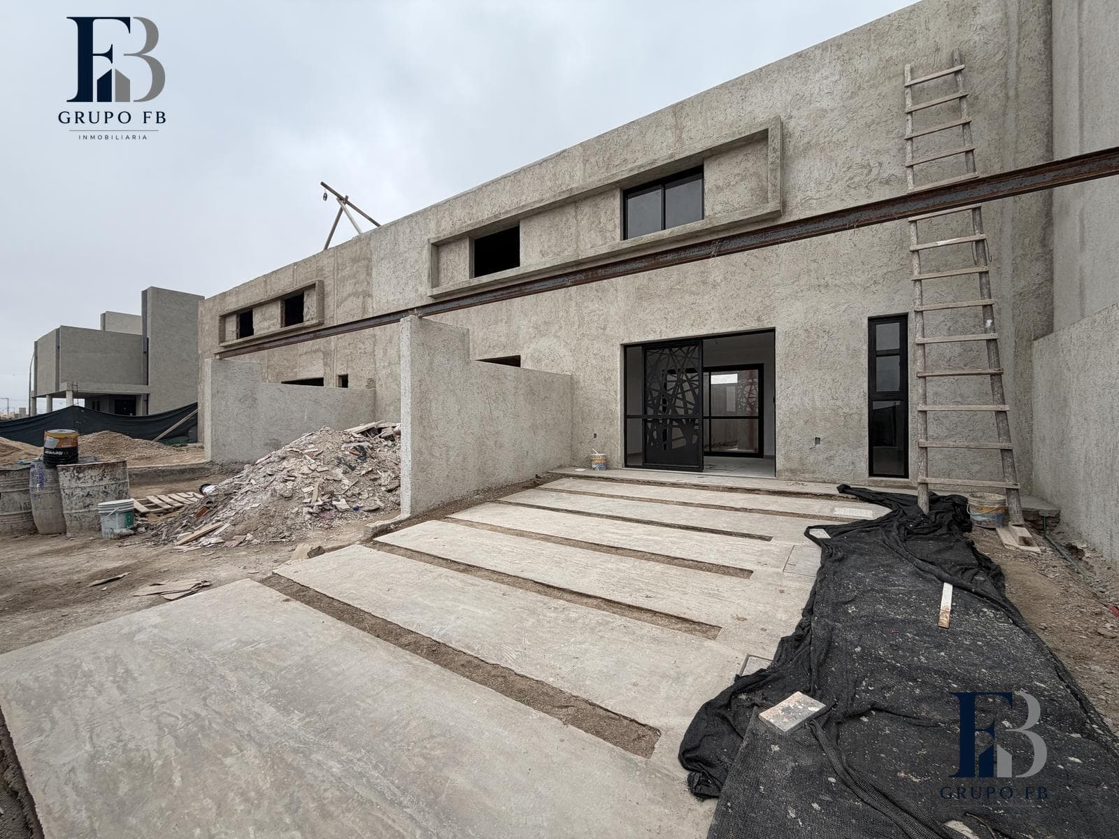 2-Bedroom Duplex - Campos de Manantiales