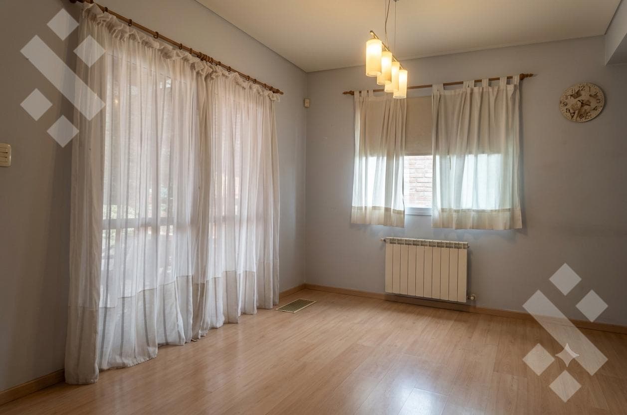 Triplex for Rent