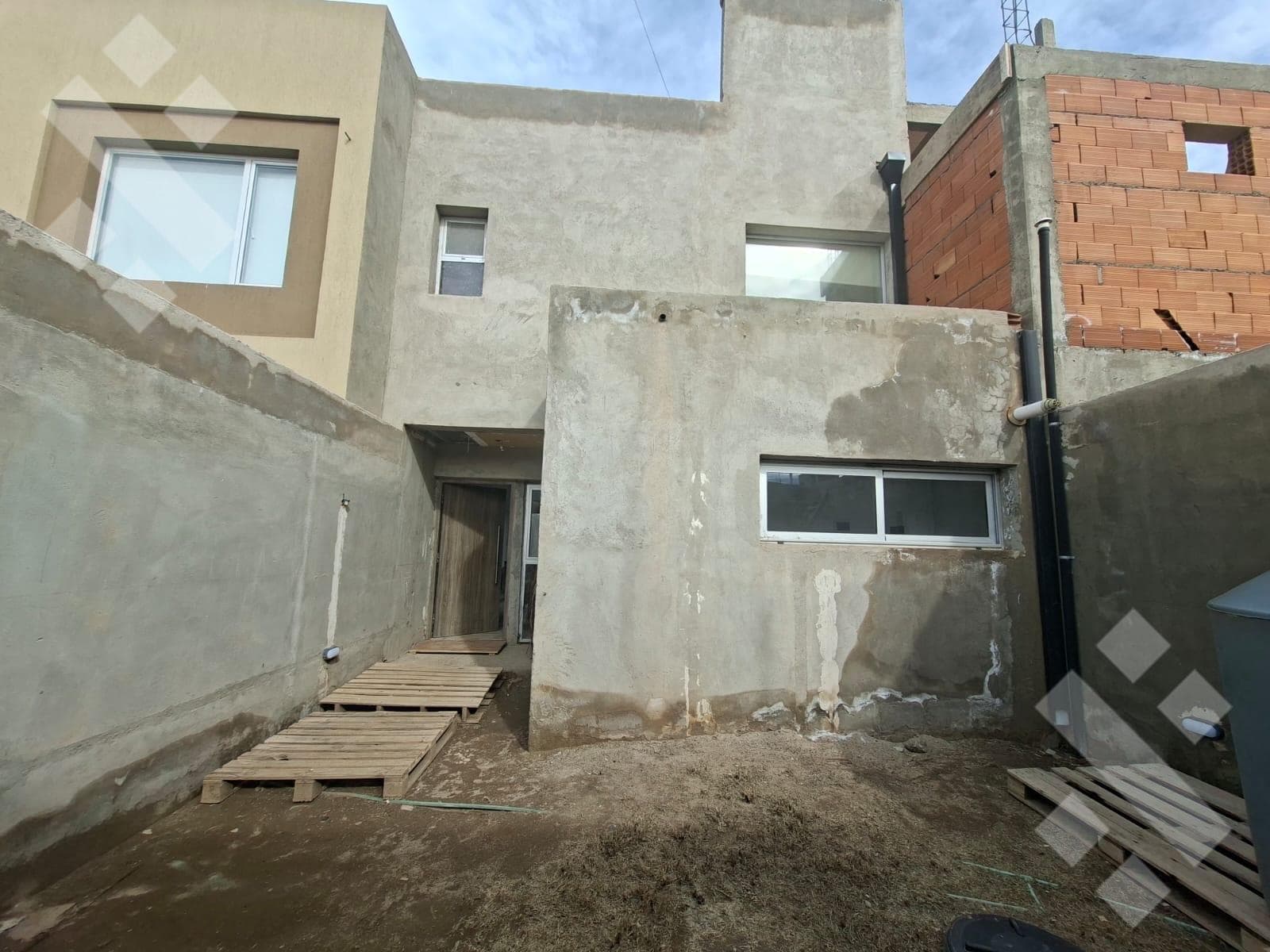 2-Bedroom Duplex for Sale in the Tierra Mansa Neighborhood, Centenario
