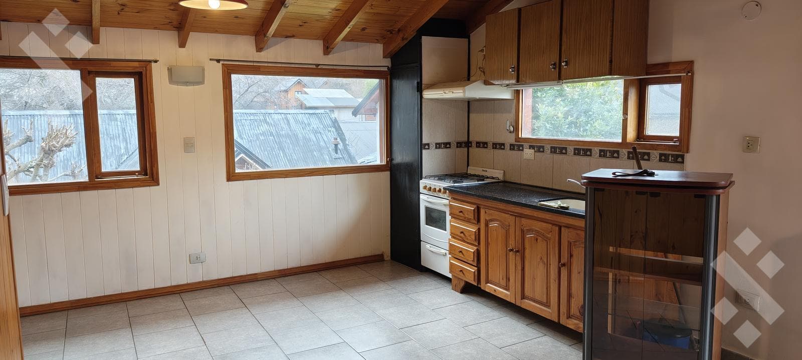 Long-Term Rental: 1-Bedroom Apartment in Downtown San Martín de los Andes