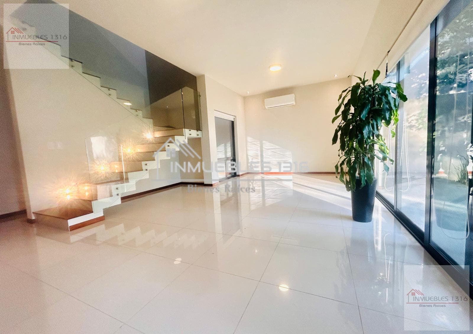 House for rent in Bioma with a spacious yard and close to amenities