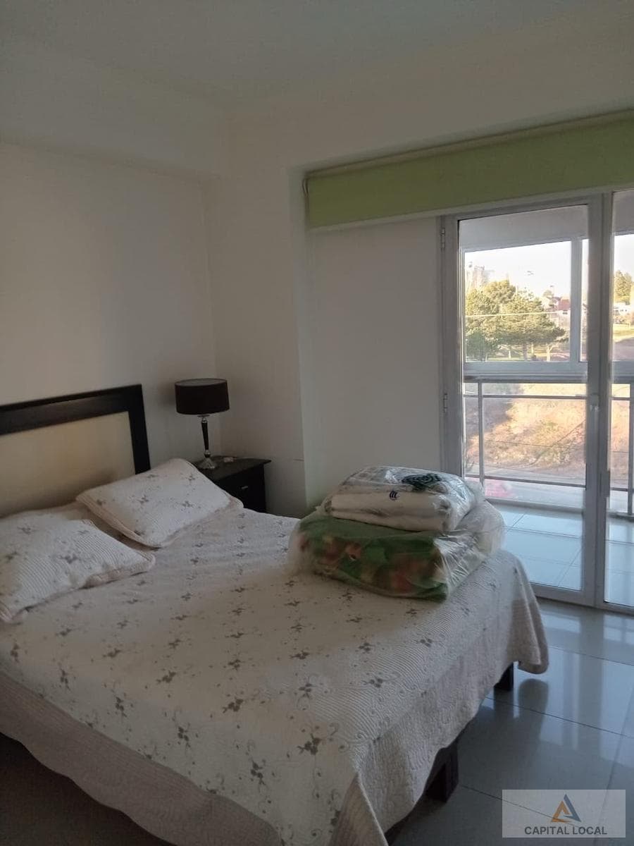 For Rent: 2-Bedroom Apartment – Downtown Neuquén | Furnished Parking Space