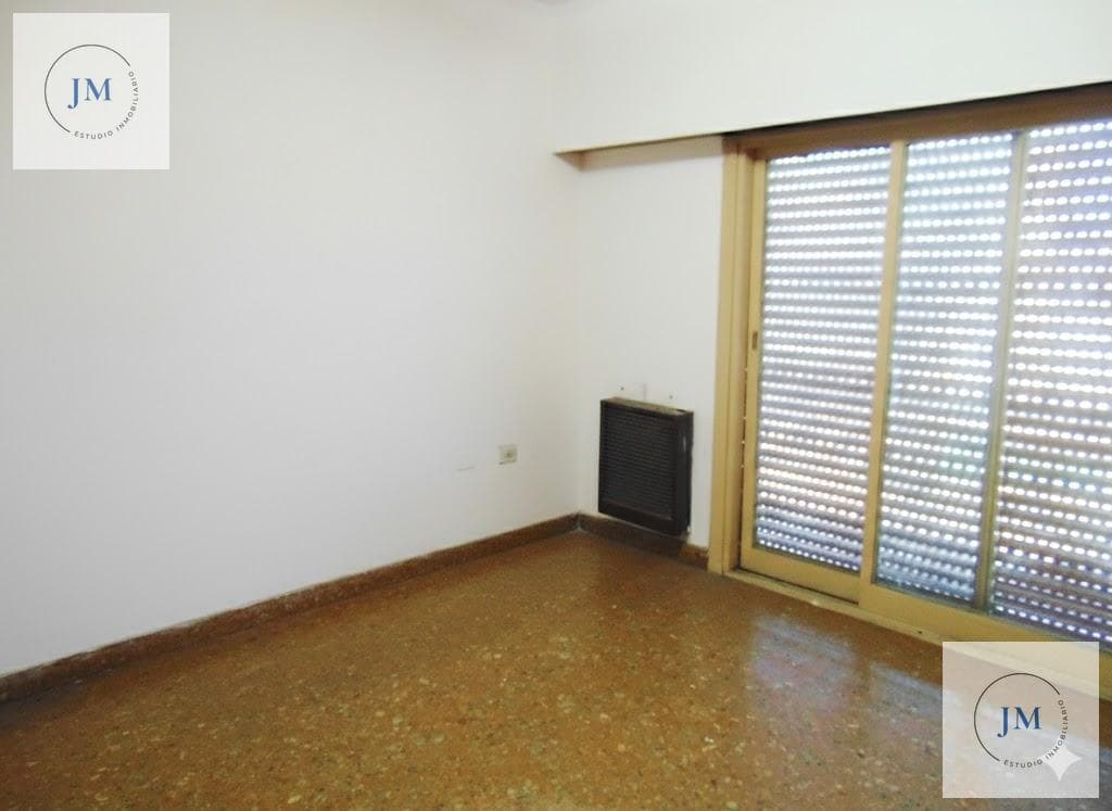 2-room apartment | front-facing balcony | versatile layout