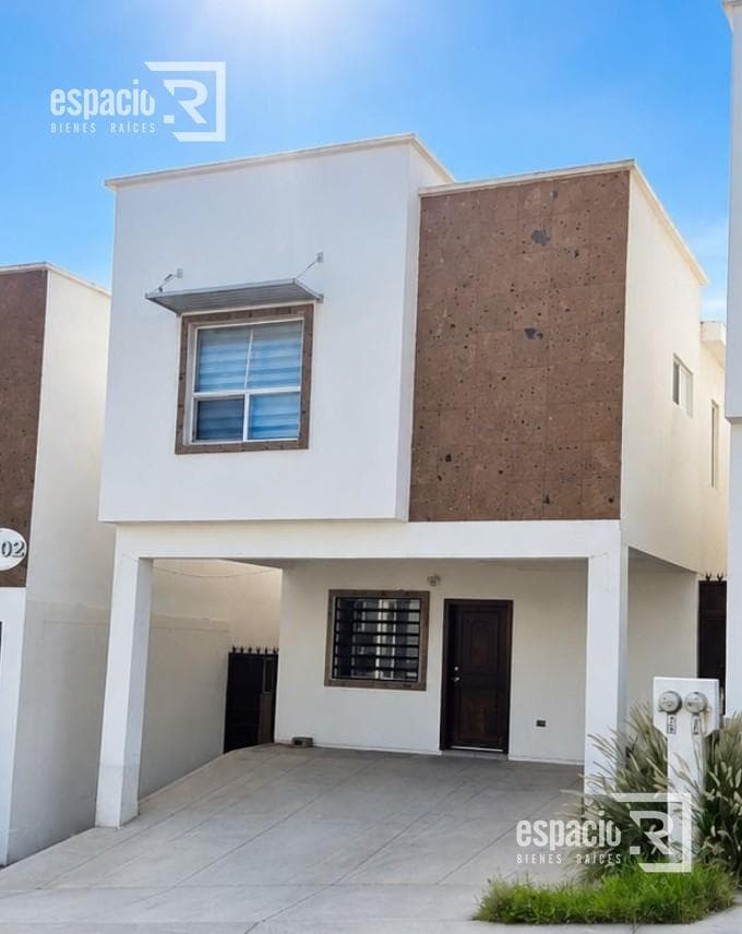 HOUSE FOR RENT IN THE HACIENDA VICTORIA RESIDENTIAL COMPLEX