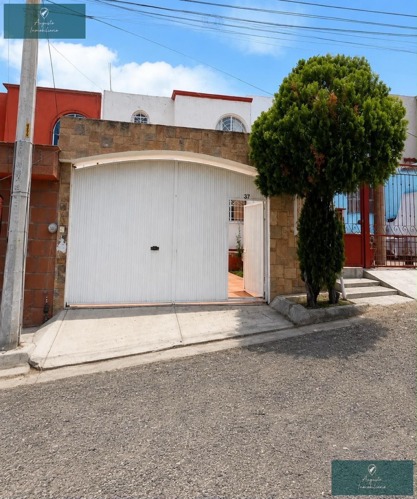 House - El Batan Subdivision