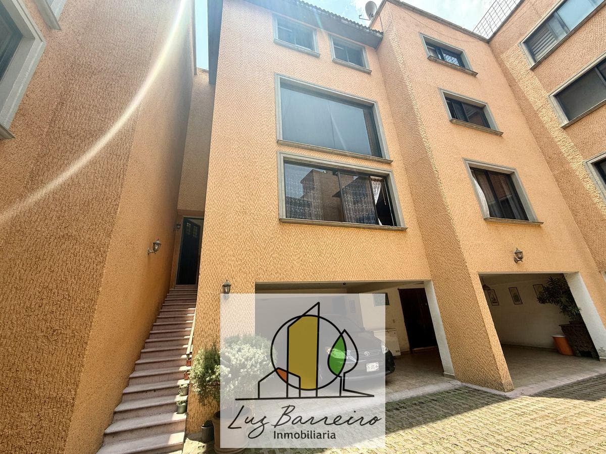 HOUSE IN A CONDOMINIUM - SAN JOSE INSURGENTES