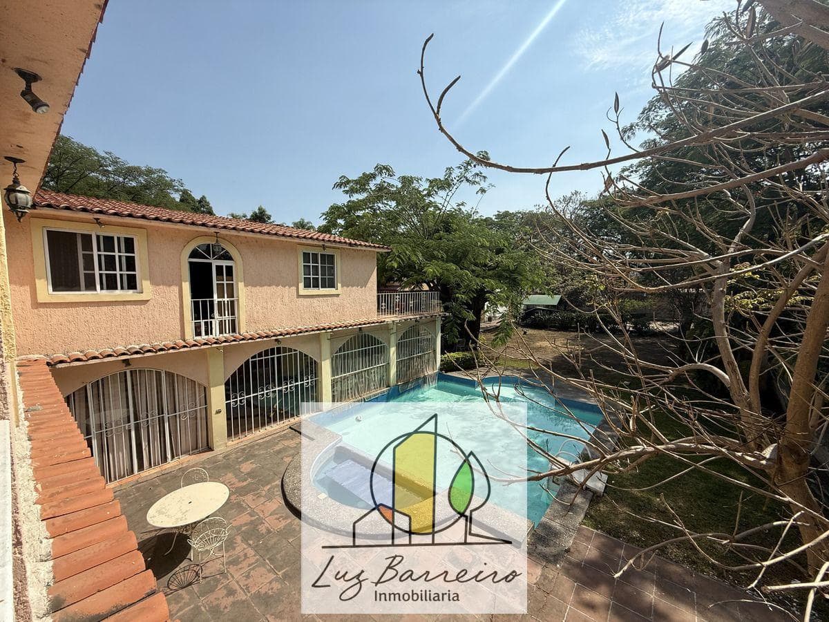 HOUSE FOR SALE IN A GATED COMMUNITY WITH 24-HOUR SECURITY