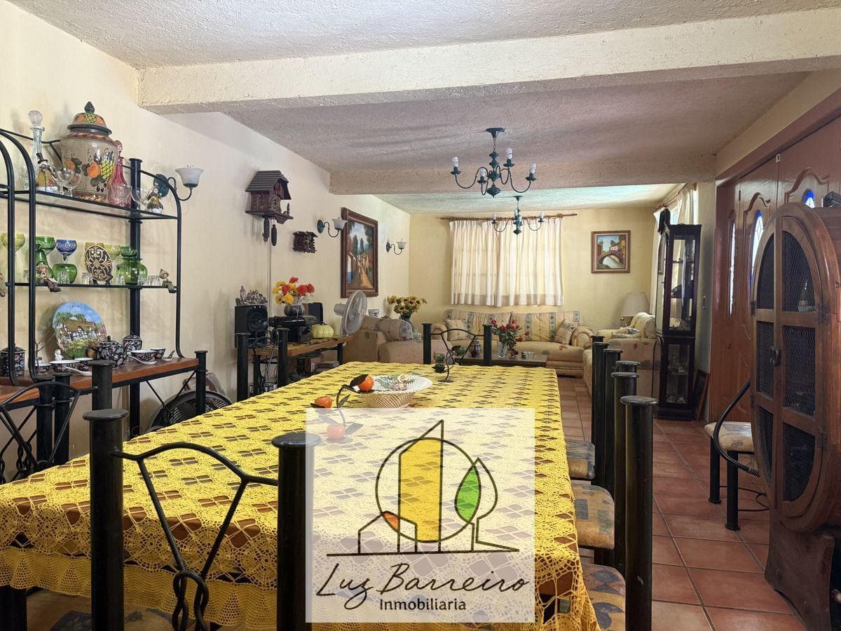 HOUSE FOR SALE IN A GATED COMMUNITY WITH 24-HOUR SECURITY