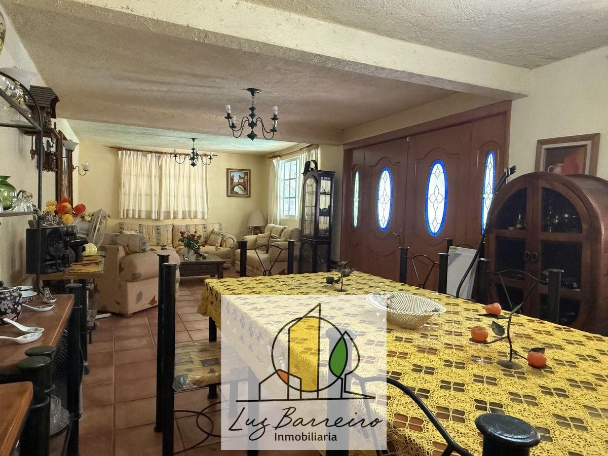 HOUSE FOR SALE IN A GATED COMMUNITY WITH 24-HOUR SECURITY