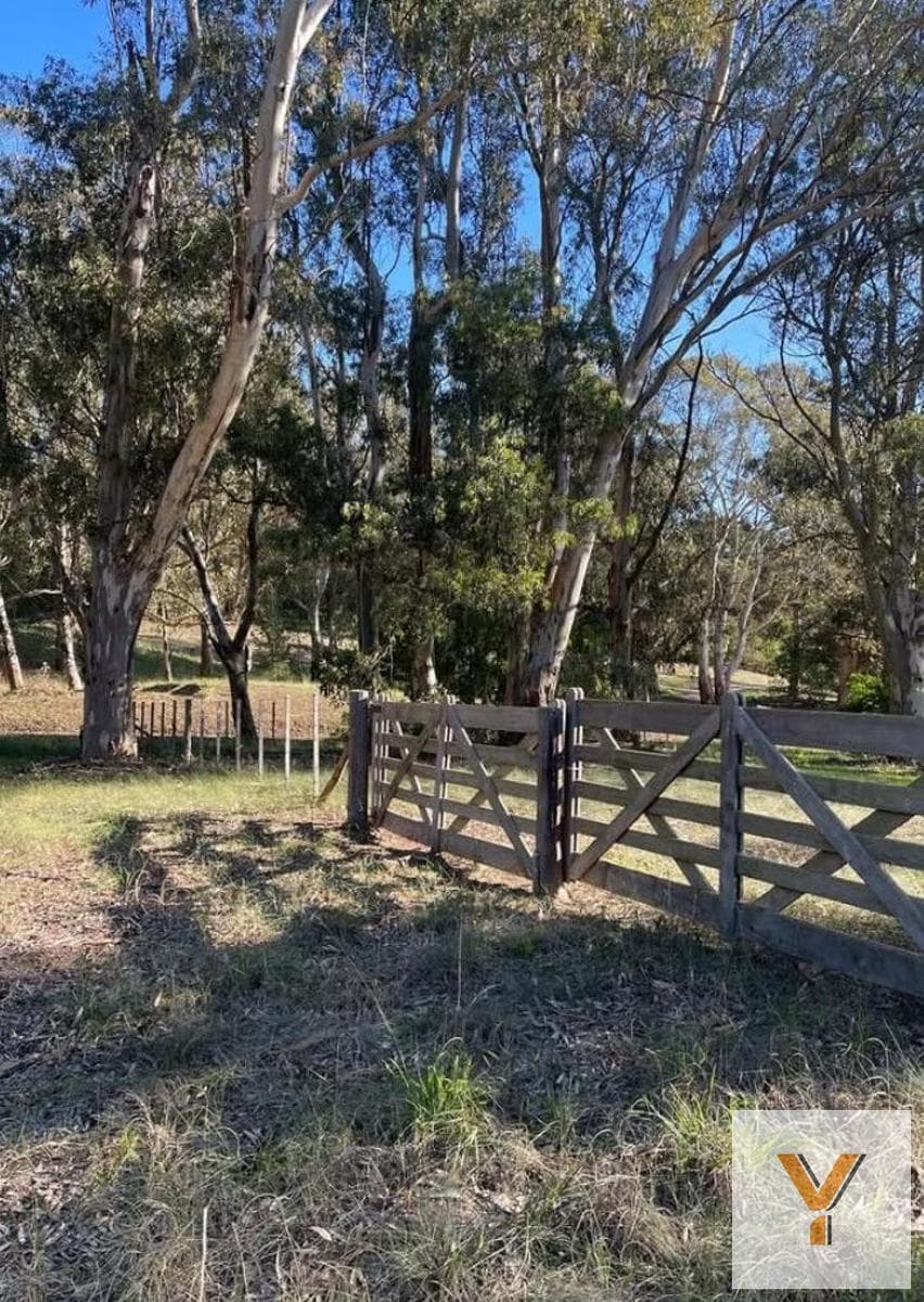 Land for Sale - - 2,100 m - Loberia