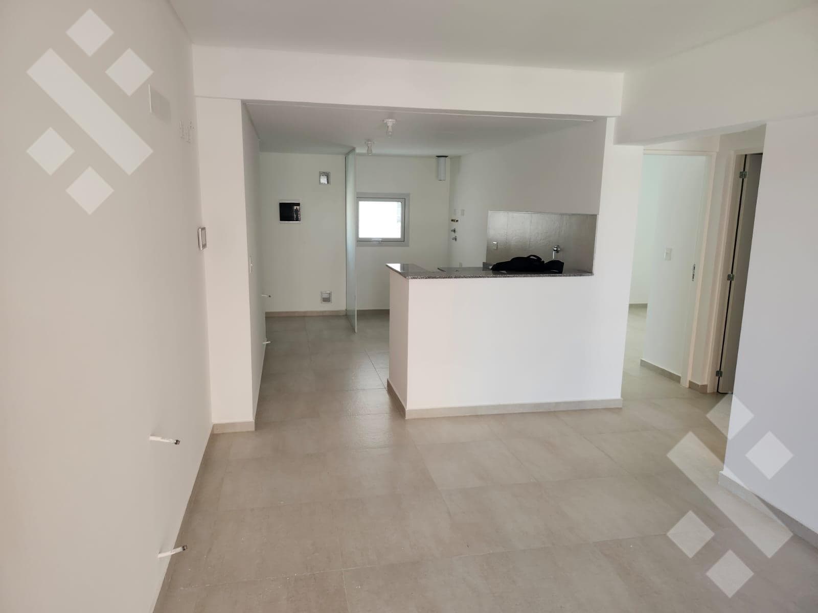 Brand-new 2-bedroom apartment with storage room