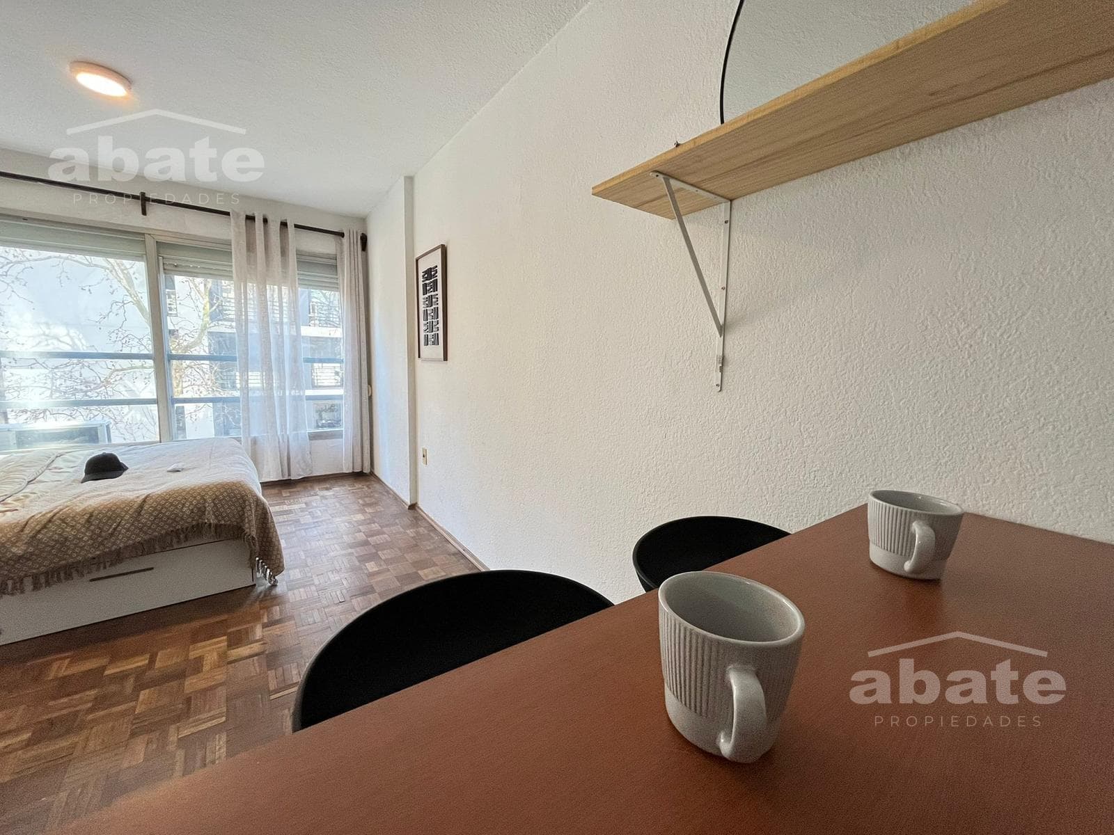 Alquiler apartamento amoblado en Cordón bajos gastos comunes